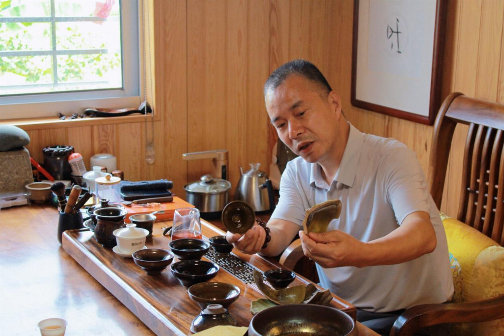 闽院学子探访千年瓷艺，助力非遗焕发新生机