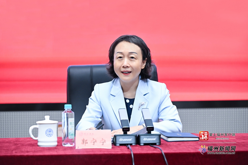 郭宁宁到美狮贵宾会ms092021讲授思政课